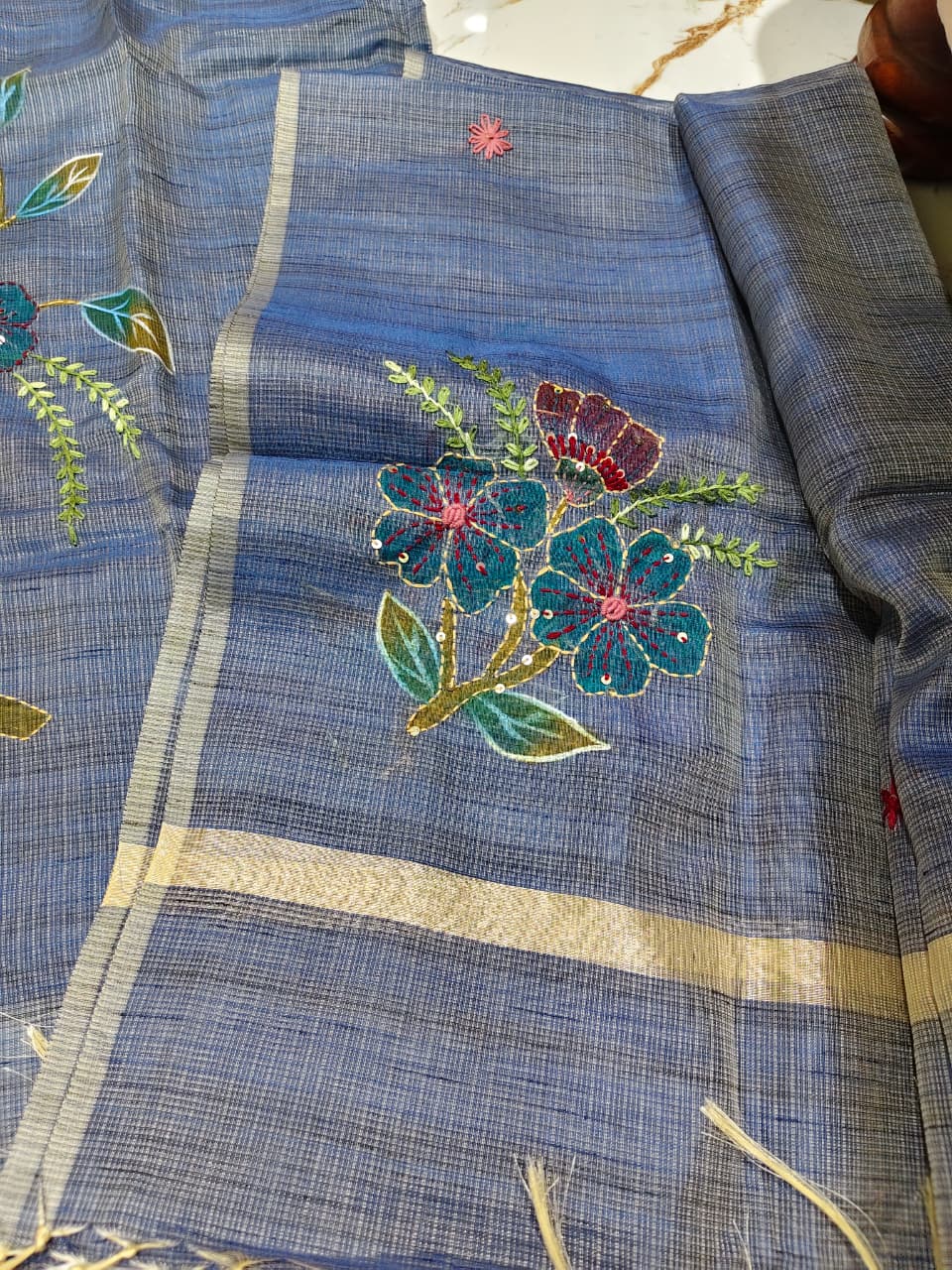 Pure Kota with Handcrafted Knot Work