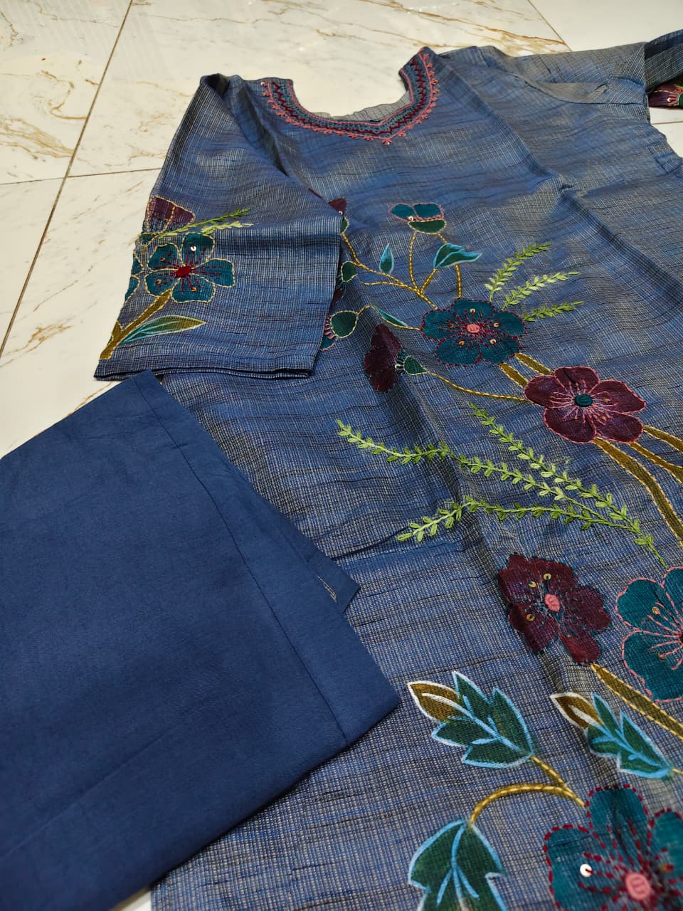 Pure Kota with Handcrafted Knot Work